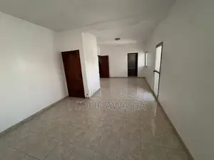 4chbre Villa dans Location Villa F5, Mermoz Sacré-Cœur à Louer