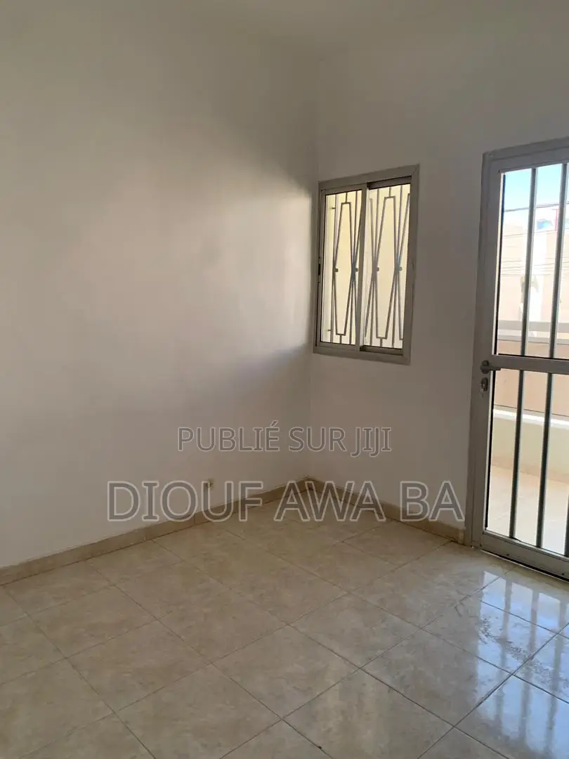 5chbre Maison dans Location Villa, Sicap-Liberté à Louer