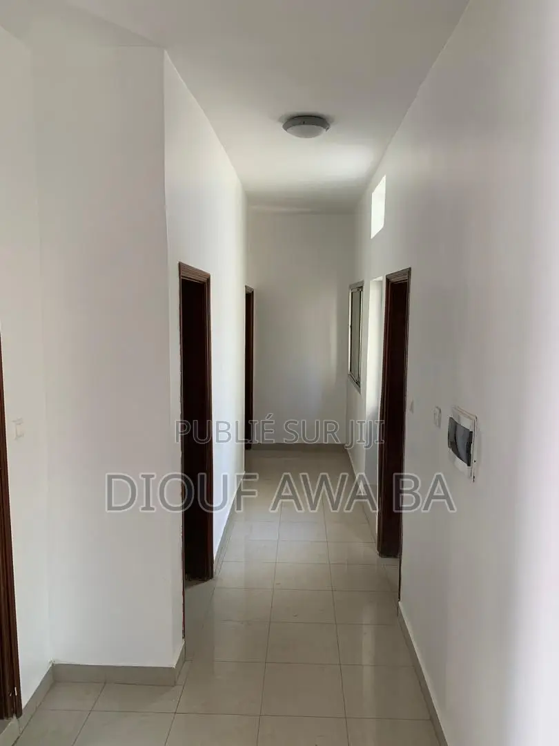 5chbre Maison dans Location Villa, Sicap-Liberté à Louer