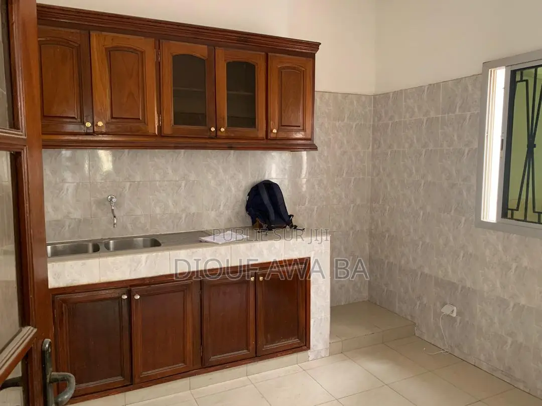 5chbre Maison dans Location Villa, Sicap-Liberté à Louer