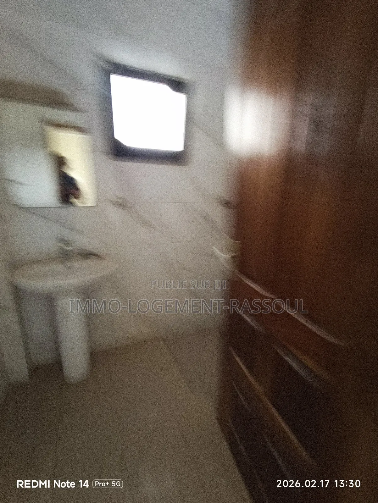 3chbre Appartement dans , Ouakam à Louer