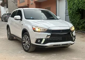 Mitsubishi Outlander 2019 Blanc