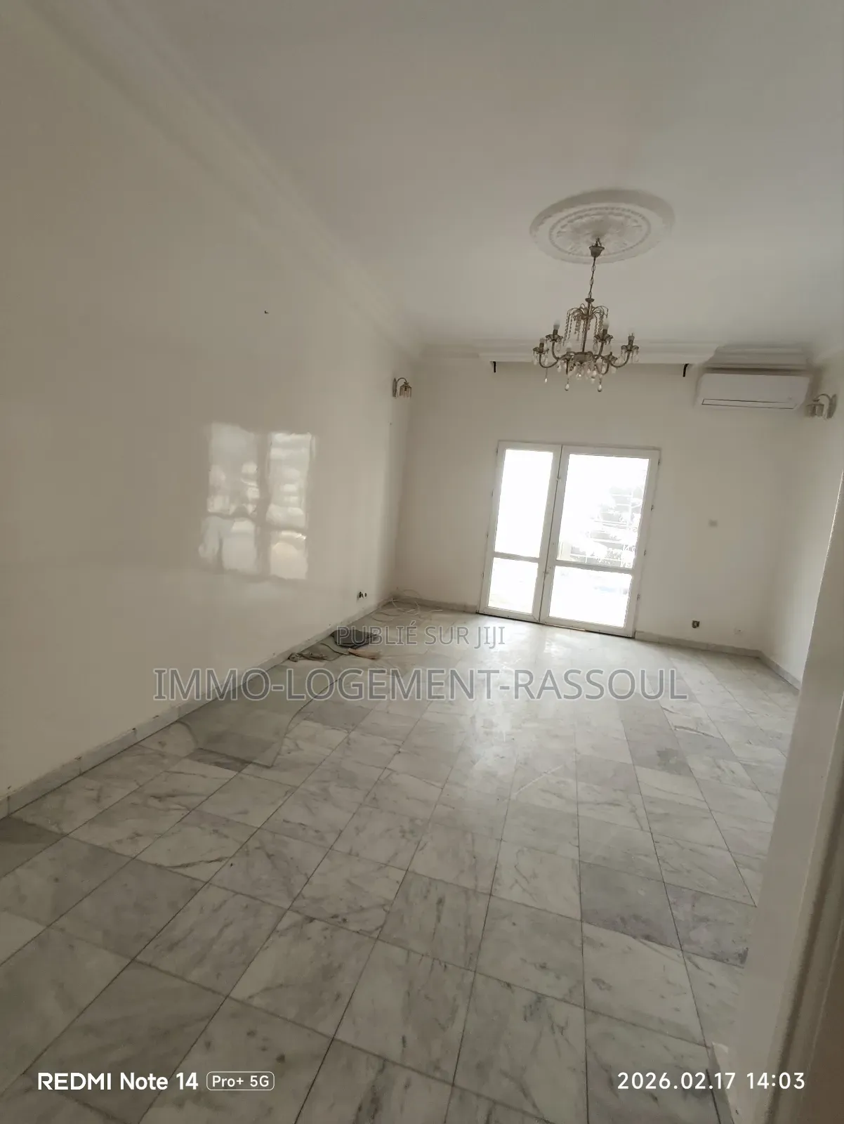 3chbre Appartement dans , Ouakam à Louer