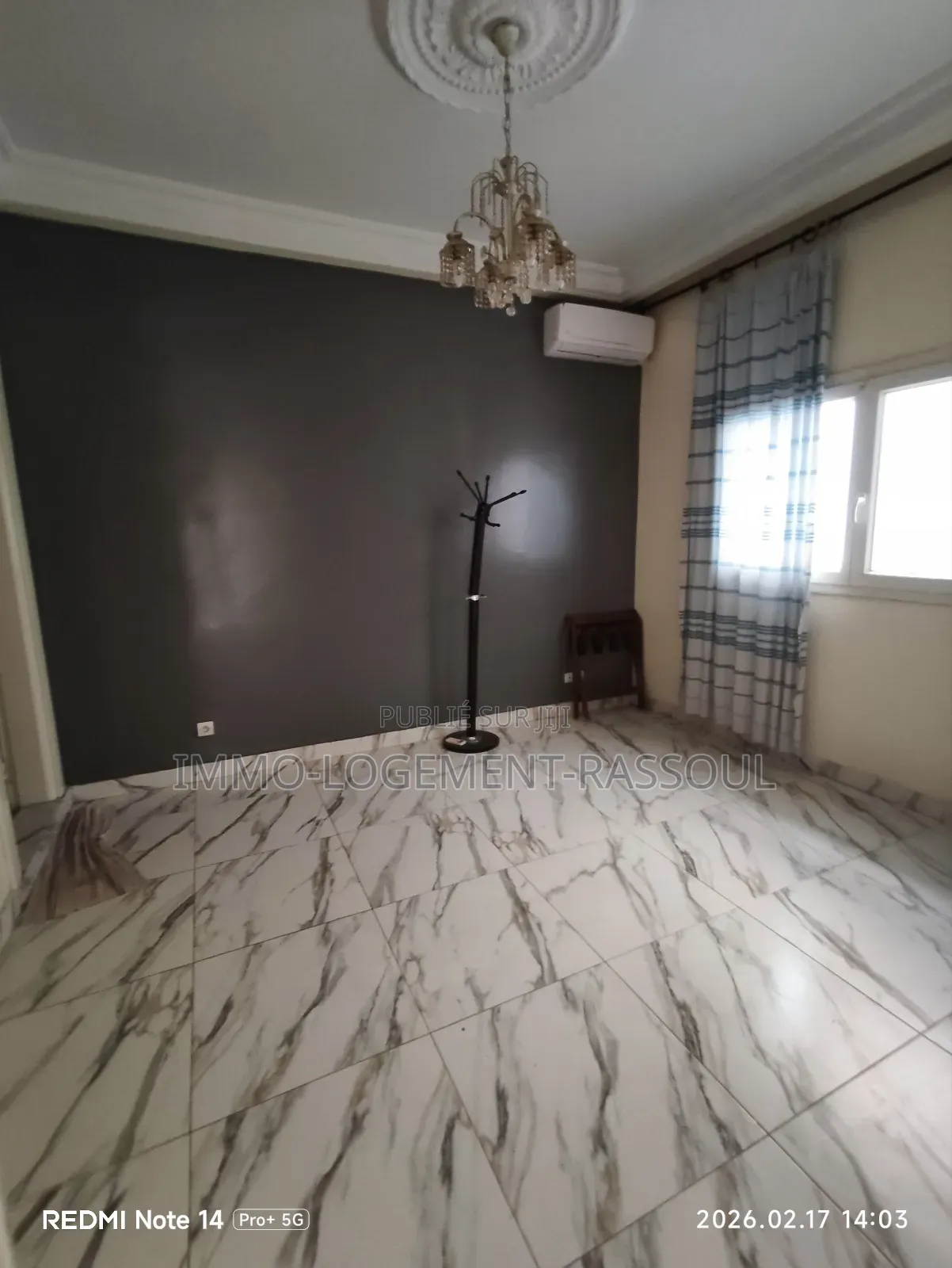 3chbre Appartement dans , Ouakam à Louer