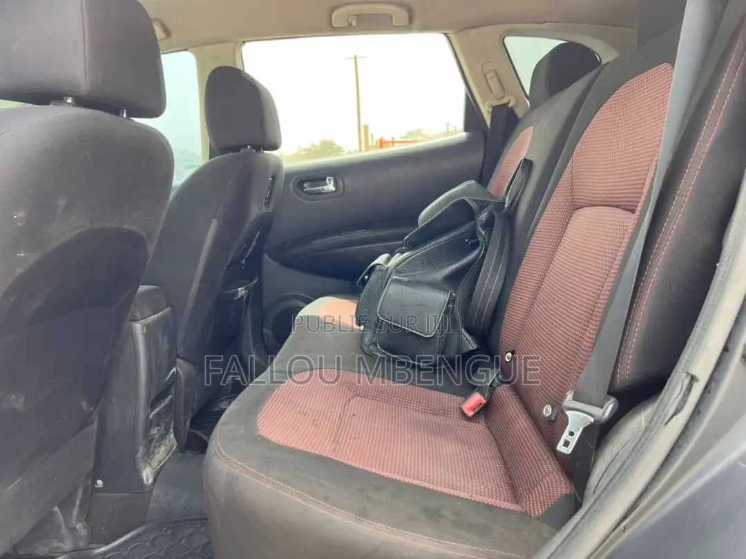 Nissan Rogue 2011 Noir