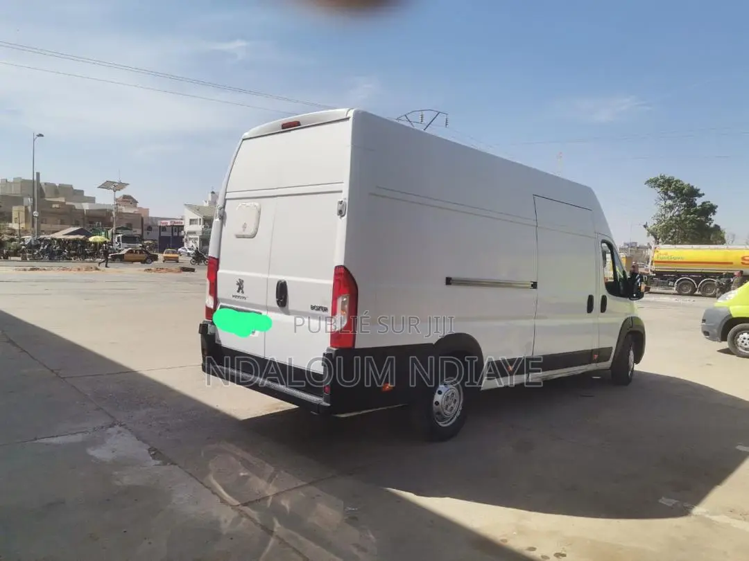 Peugeot Boxer 2018 Blanc