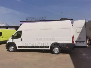 Peugeot Boxer 2018 Blanc