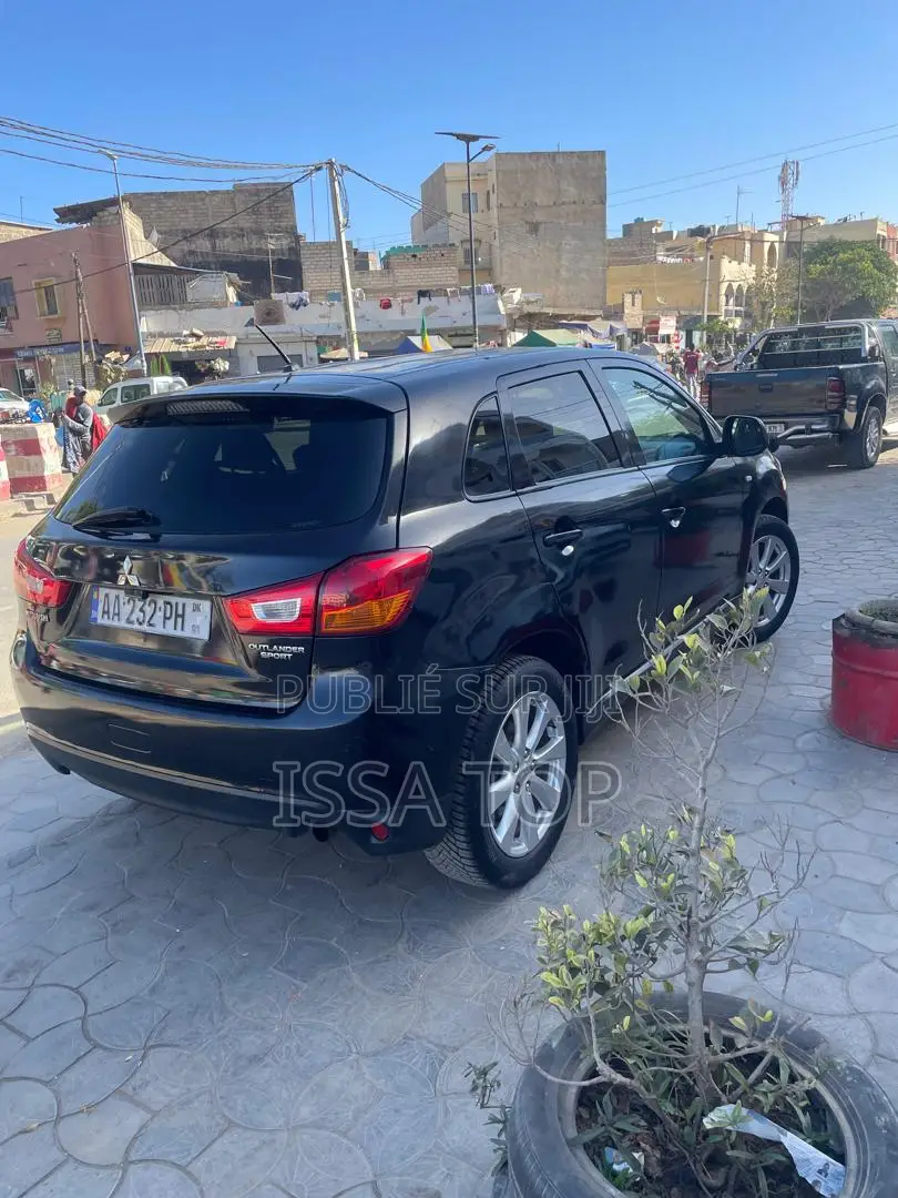 Mitsubishi RVR 2015 Noir