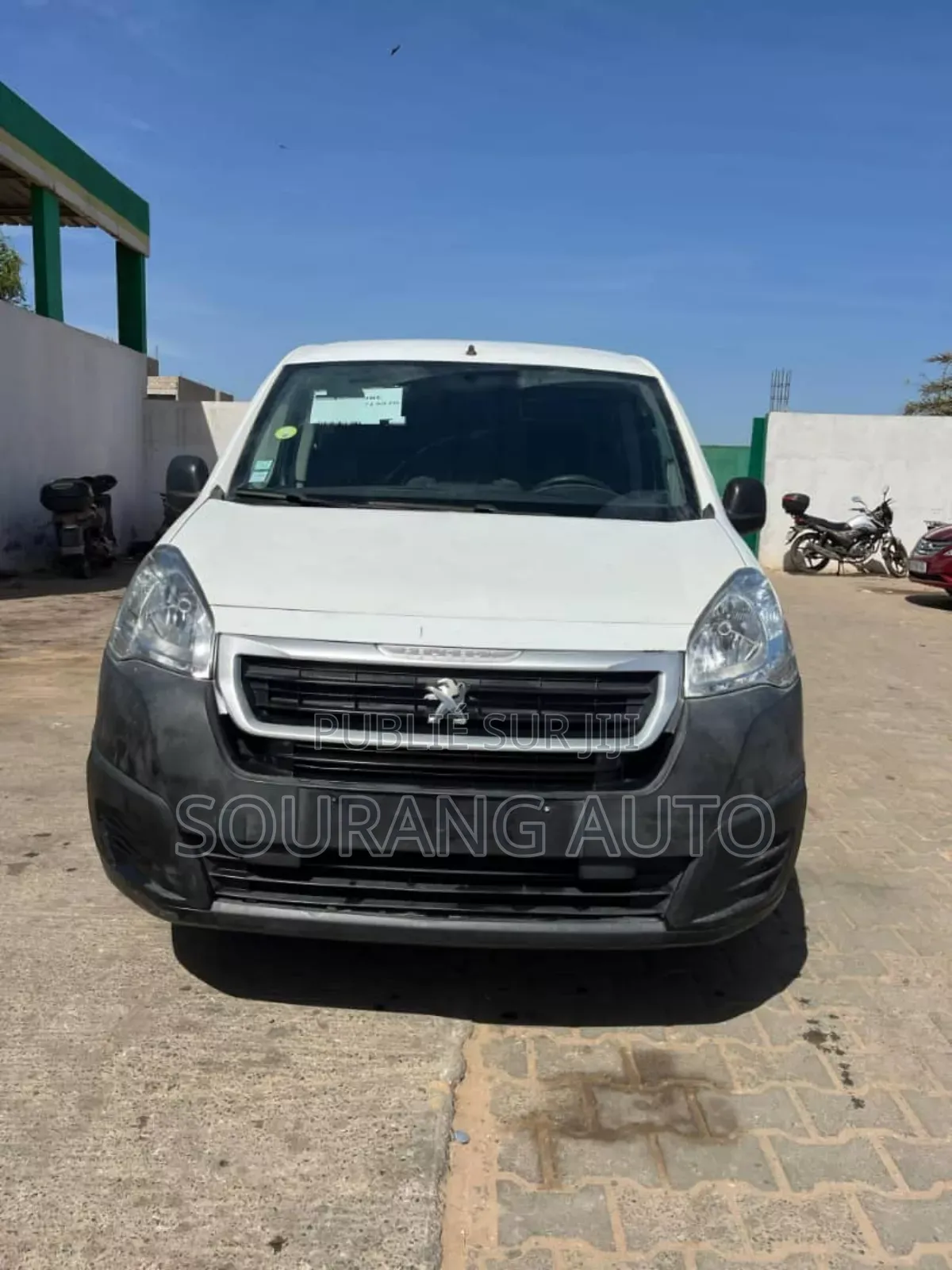 Peugeot Partenaire 2017 Blanc