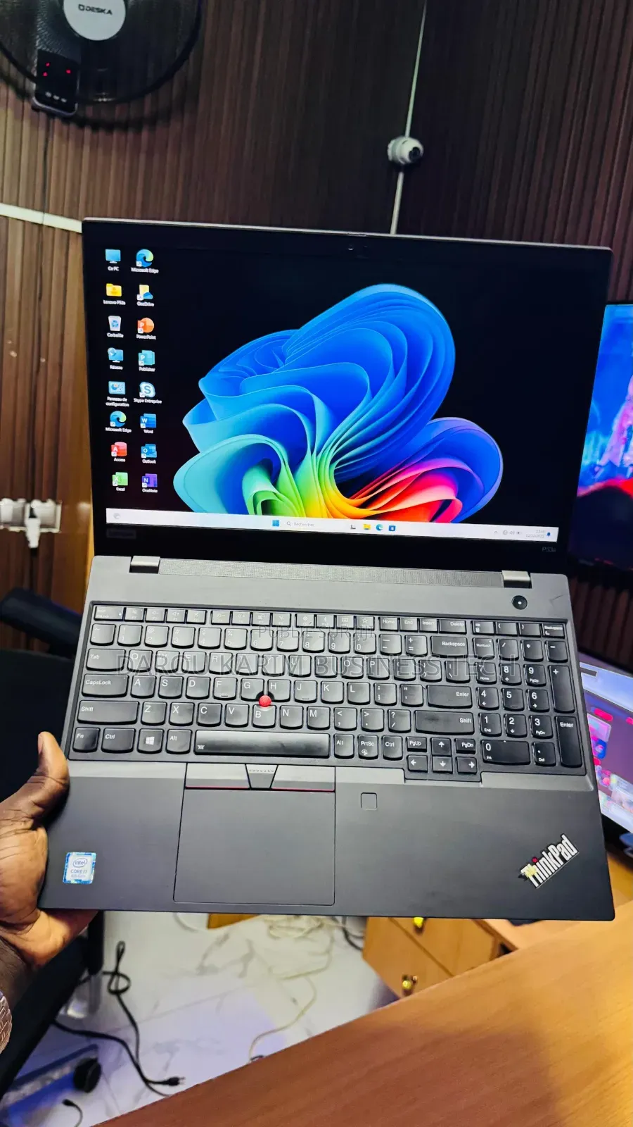 Nouveau Lenovo ThinkPad P53 16GB Intel Core I7 SSD 256GB
