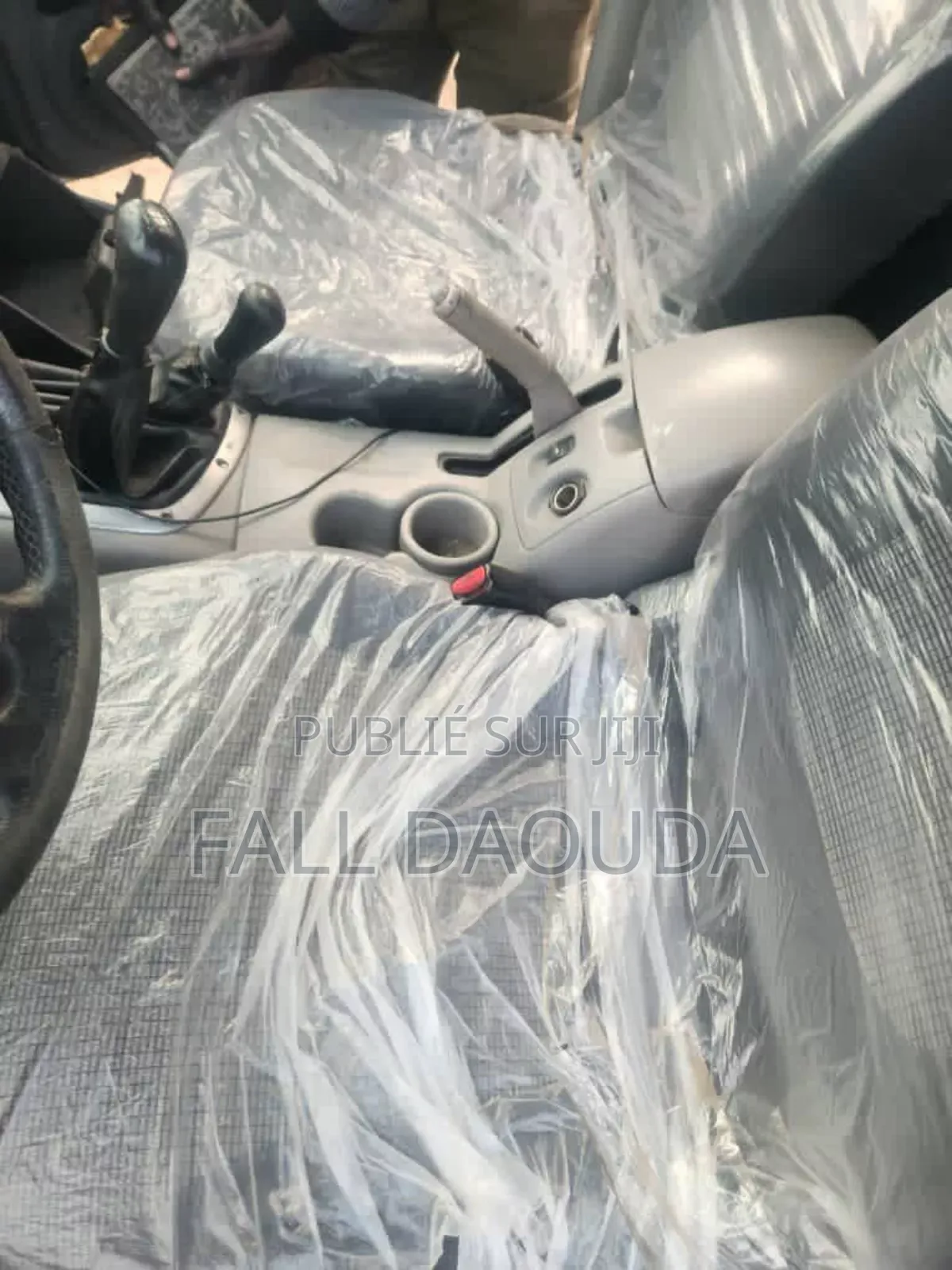 Mitsubishi L200 2010 Gris