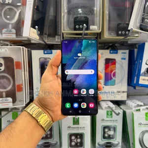 Nouveau Samsung Galaxy S21 FE 128 GB Noir