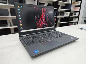 Nouveau Lenovo Thinkpad T15 Gen1 32GB Intel Core I7 SSD 1T