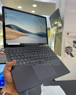 Nouveau Microsoft Surface Laptop 3 8GB Intel Core I5 SSD 256GB