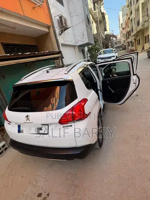 Peugeot 2008 1.6 BlueHD (100 Hp) 2016 Noir