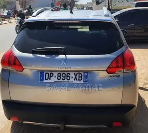 Peugeot 2008 1.2 PureTech (82 Hp) 2017 Gris