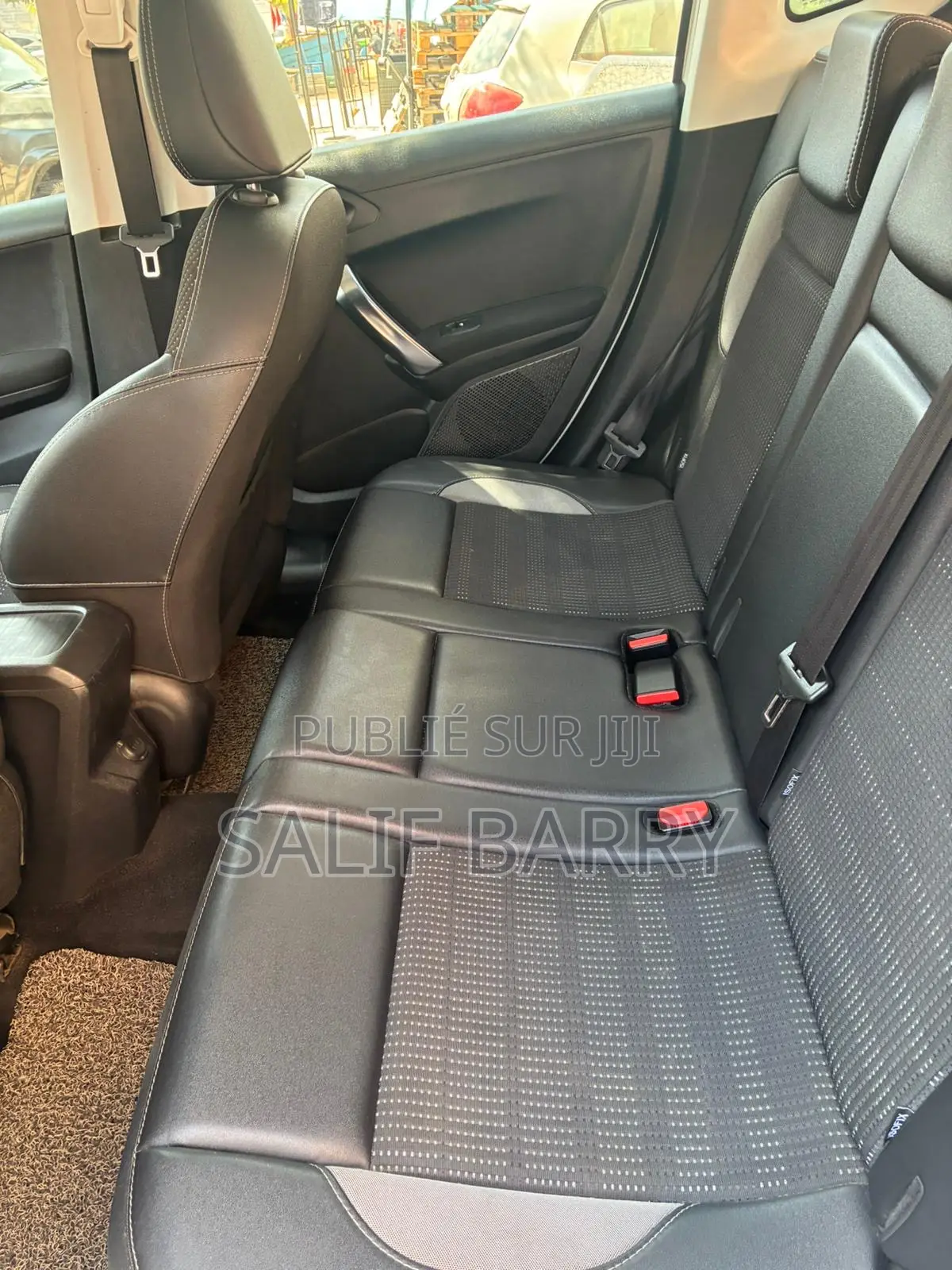 Peugeot 2008 1.6 BlueHD (100 Hp) 2016 Noir