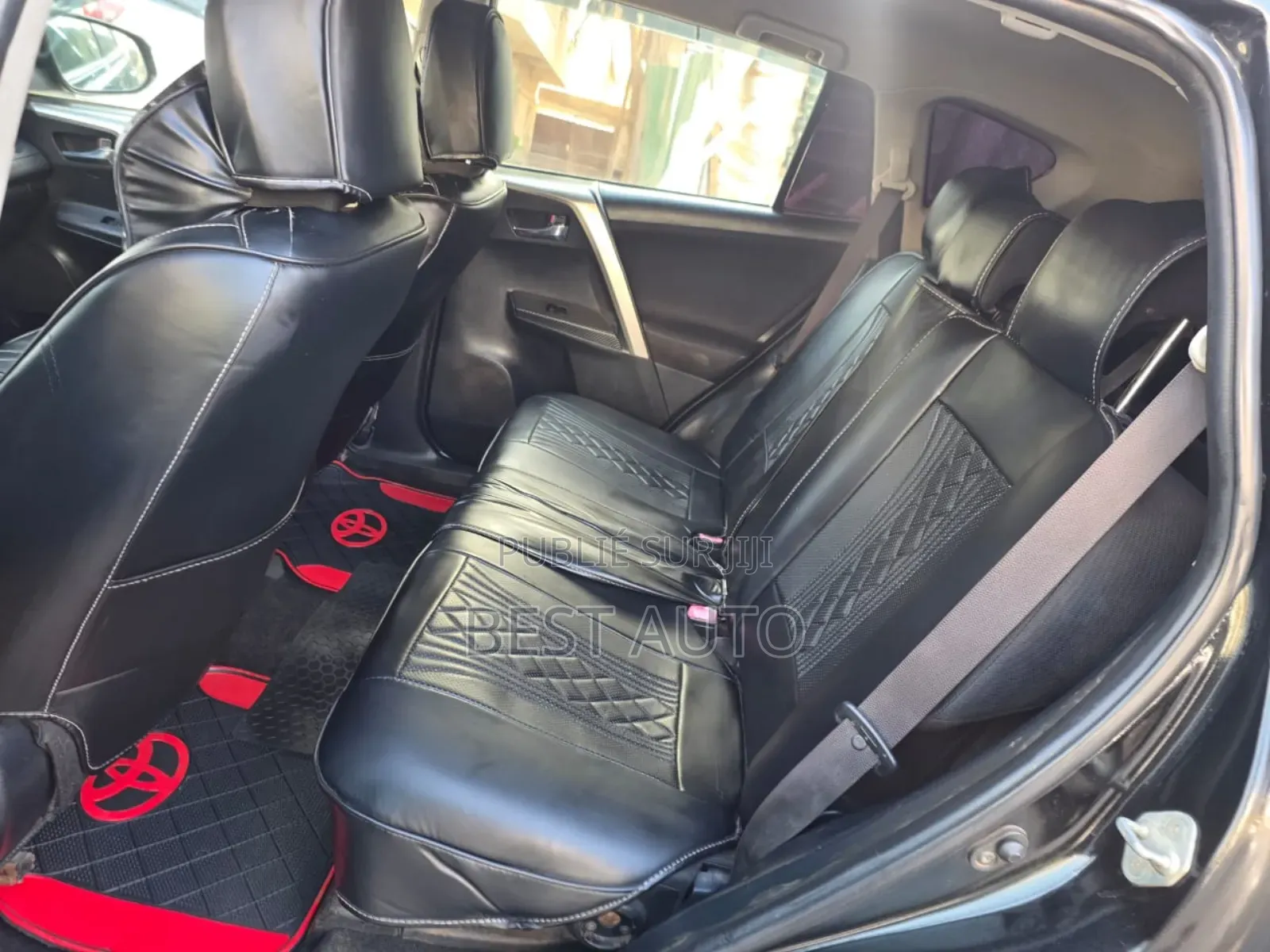 Toyota RAV4 2015 Noir