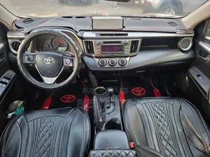 Toyota RAV4 2015 Noir