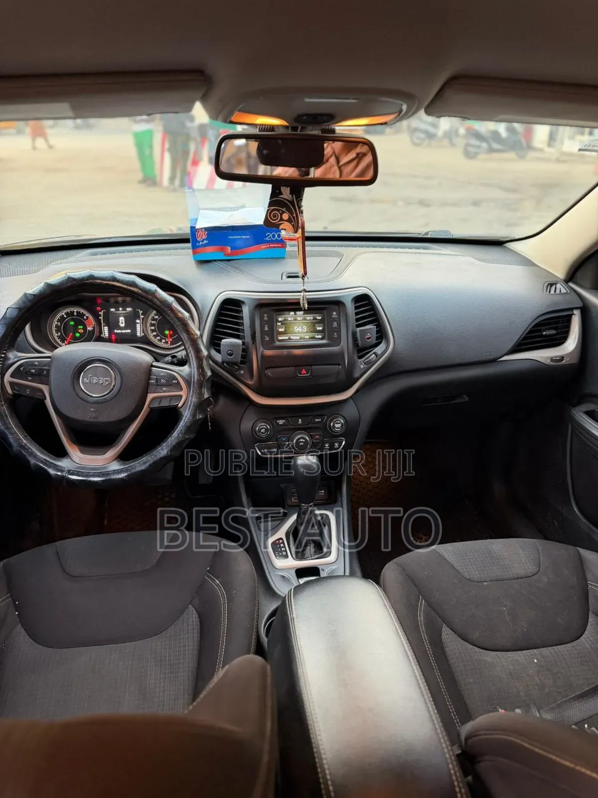 Jeep Cherokee 2016 Noir