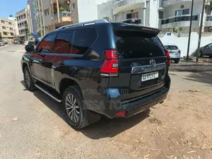 Toyota Land Cruiser Prado 2020 Noir