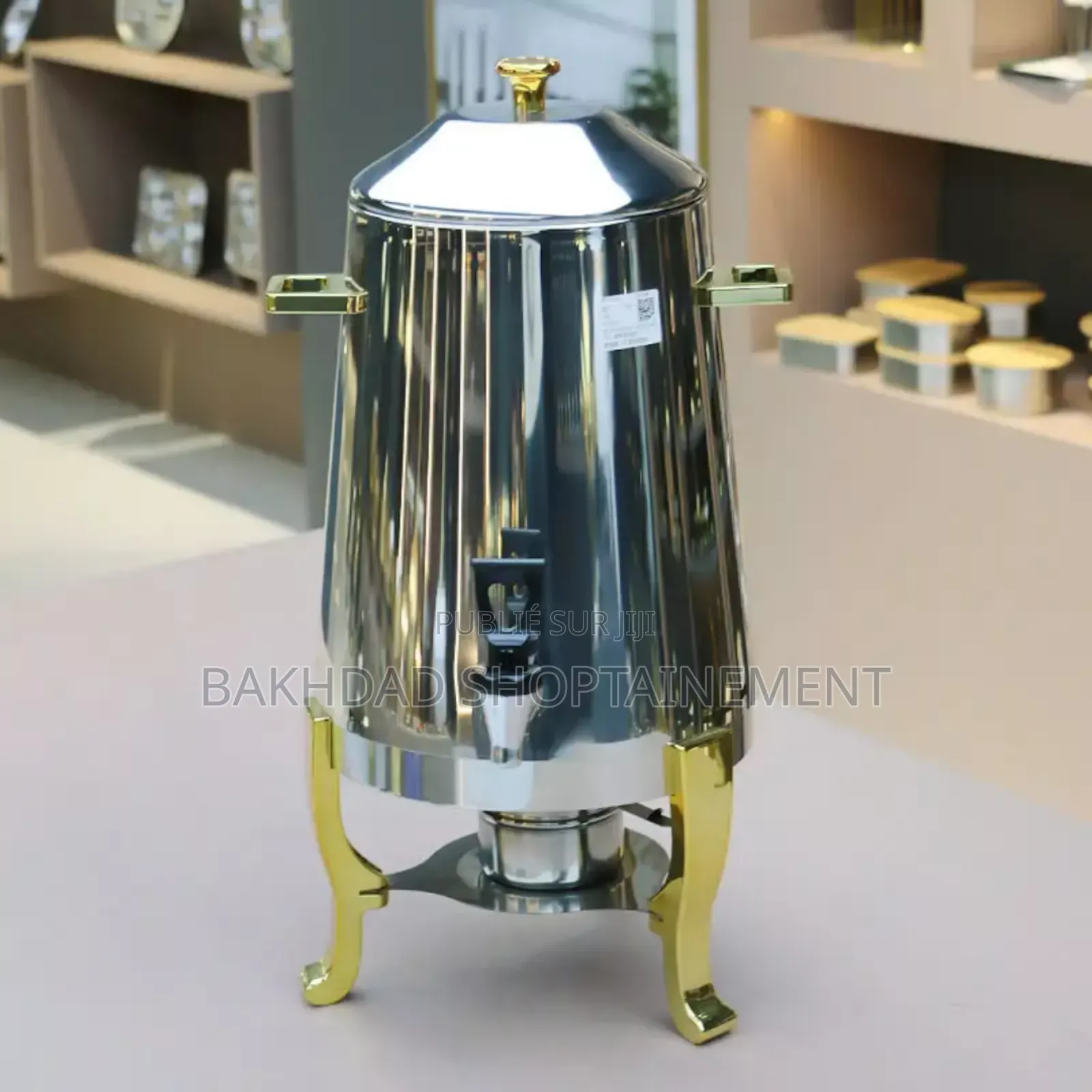 Distributeur Inox Premium — Pieds Dorés, Service Pro