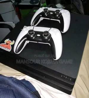 Playstation 4 Modèle Pro Flaché
