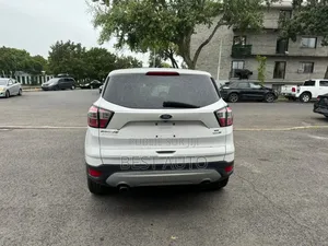 Ford Escape 2017 Blanc