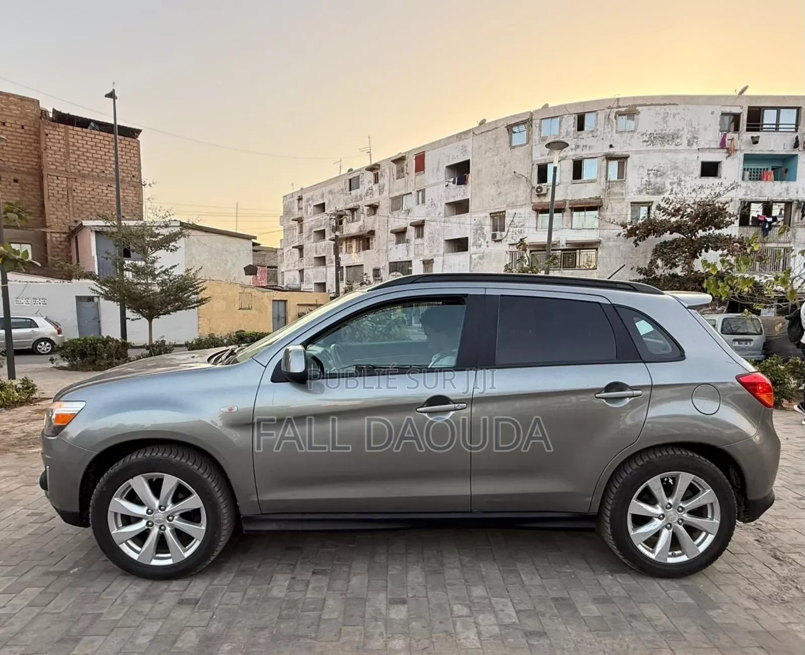 Mitsubishi RVR 2016 Gris