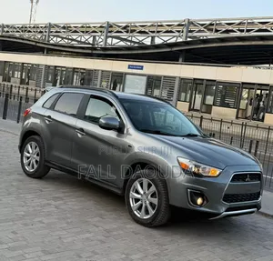 Mitsubishi RVR 2016 Gris