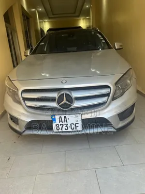 Mercedes-Benz GLA 250 2016 Argenté