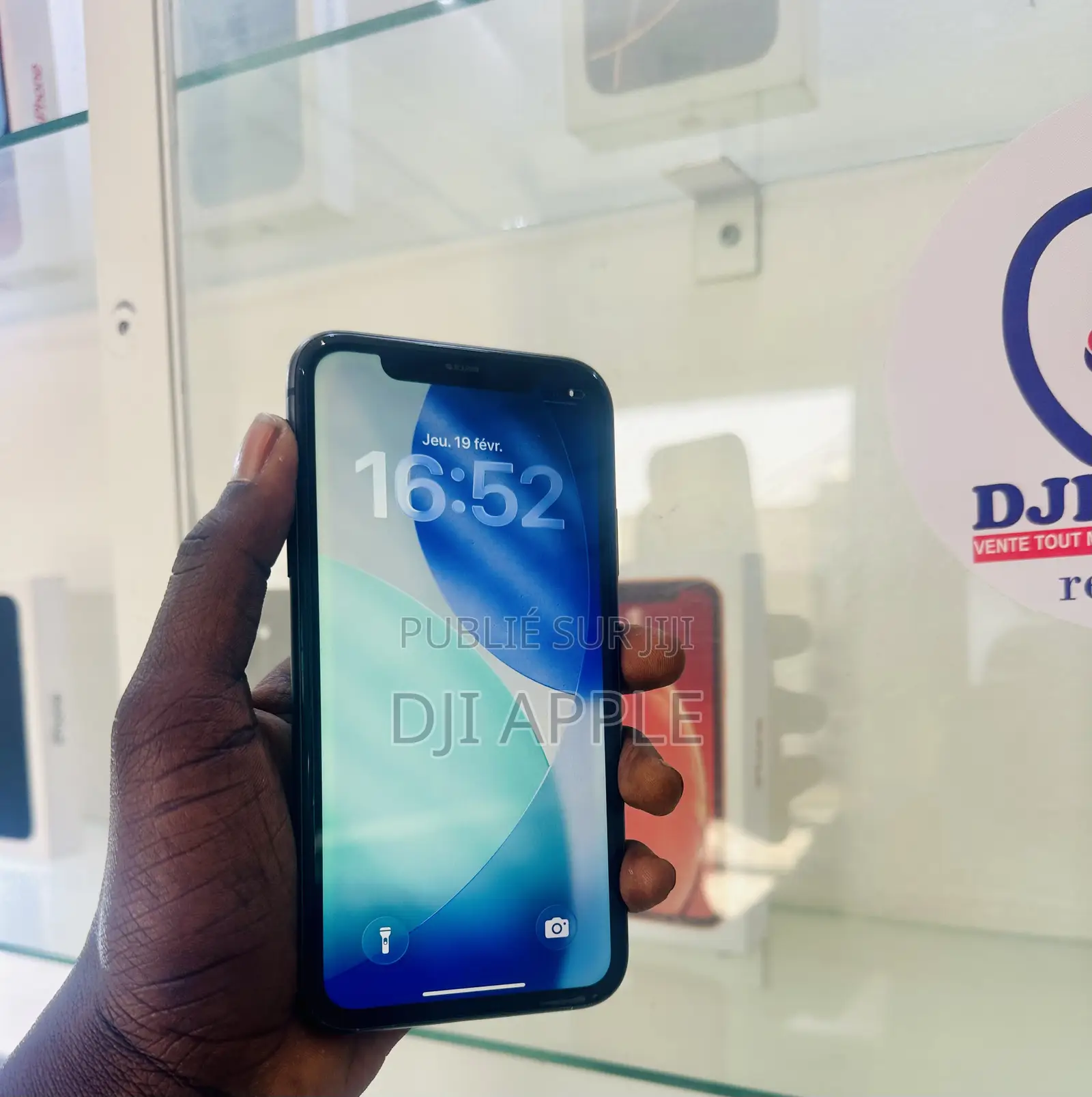 Apple iPhone 11 64 GB Noir