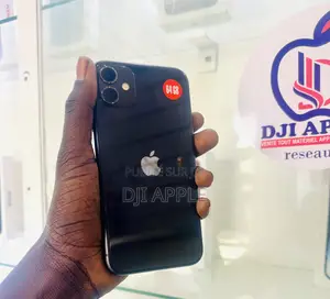 Apple iPhone 11 64 GB Noir