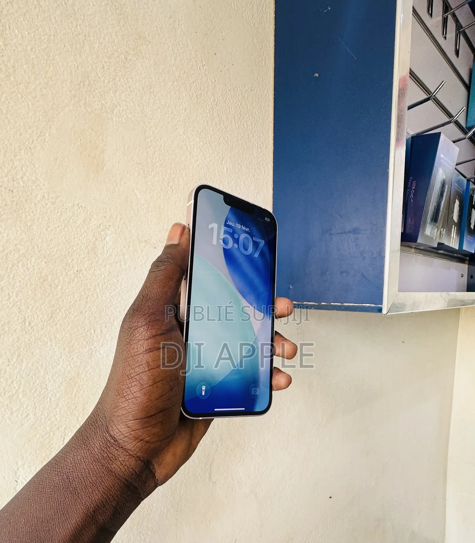 Nouveau Apple iPhone 13 128 GB Or rose