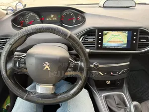 Peugeot 308 2017 Gris