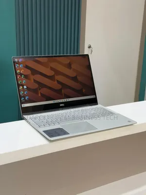 Nouveau Dell Inspiron 15 16GB Intel Core i7 SSD 512GB