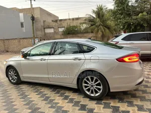 Ford Fusion SE AWD 2017 Gris