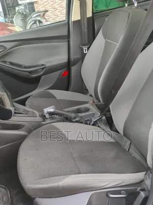 Ford Focus 2013 Noir