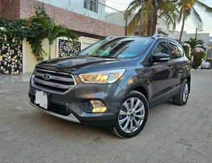 Ford Escape 2017 Gris
