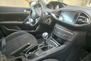 Peugeot 308 2017 Noir