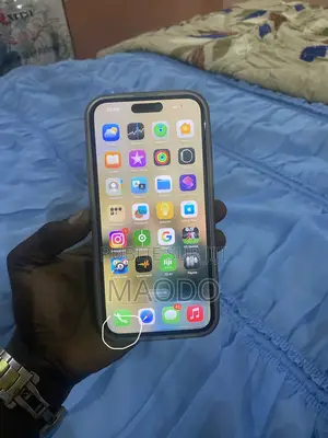 Nouveau Apple iPhone 15 Plus 128 GB Blanc