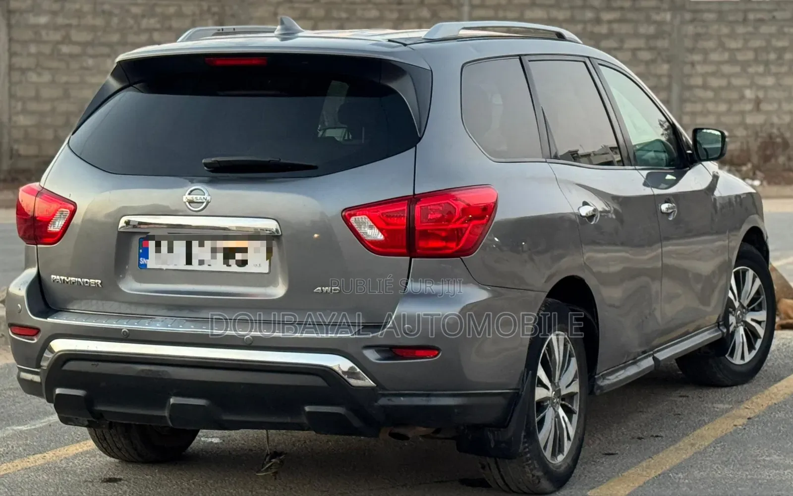 Nissan Pathfinder 2017 Gris