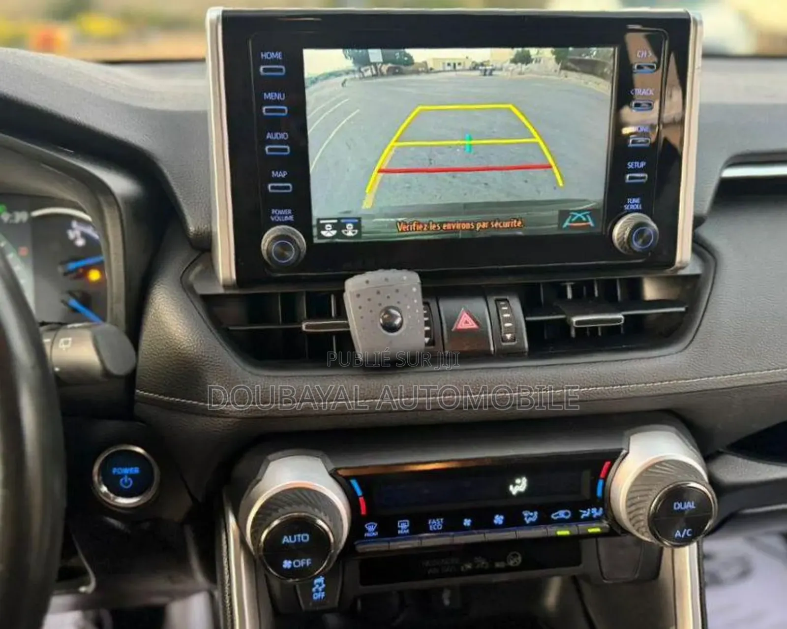 Toyota RAV4 2021 Gris