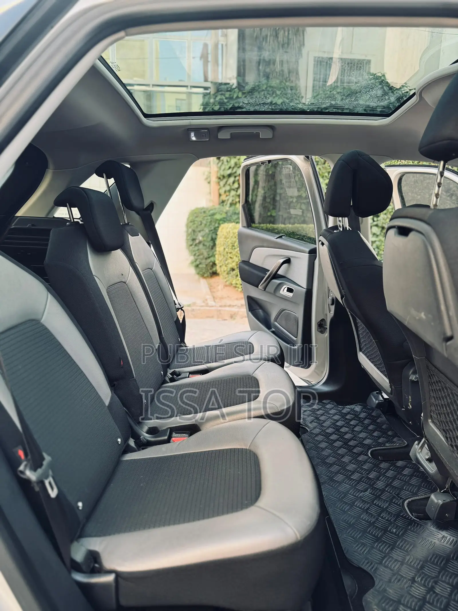 Citroen C4 2018 Gris