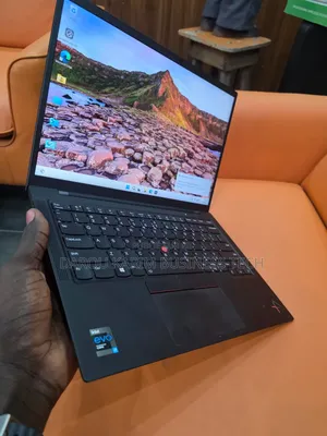 Nouveau Lenovo ThinkPad X1 Carbon 16GB Intel Core i7 SSD 512GB