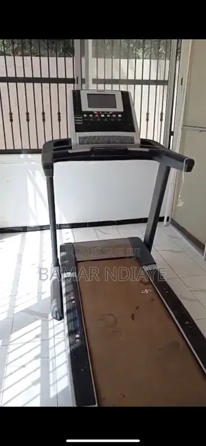 Tapis De Course Électrique En Très Bon État – Fonctionne Parfaitement