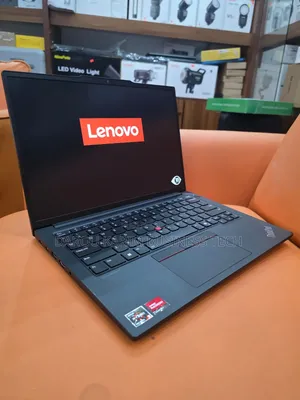 Nouveau Lenovo Thinkpad E15 16GB AMD Ryzen 5 SSD 512GB