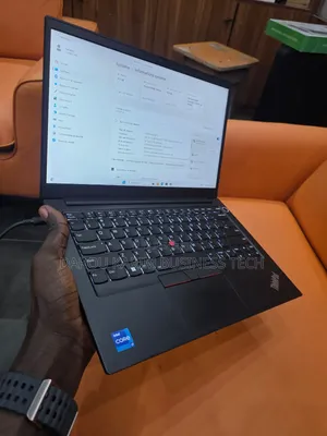 Nouveau Lenovo ThinkPad E14 Gen 1 16GB Intel Core i7 SSD 512GB