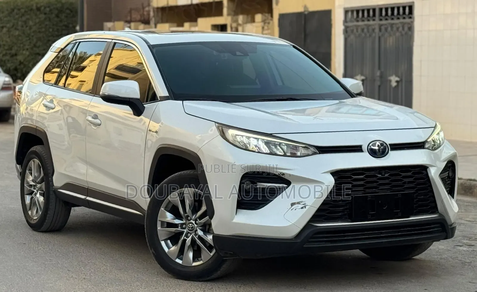 Toyota RAV4 2022 Noir