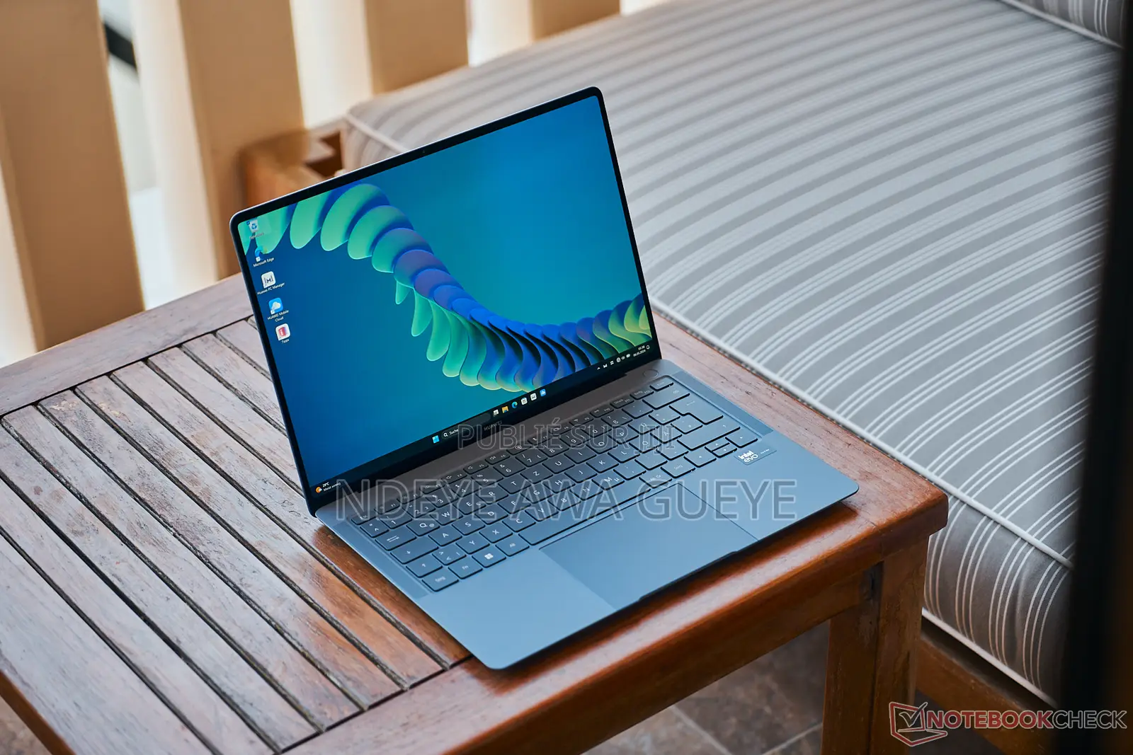 Nouveau Huawei MateBook X Pro 16GB Intel Core i7 SSD 1T